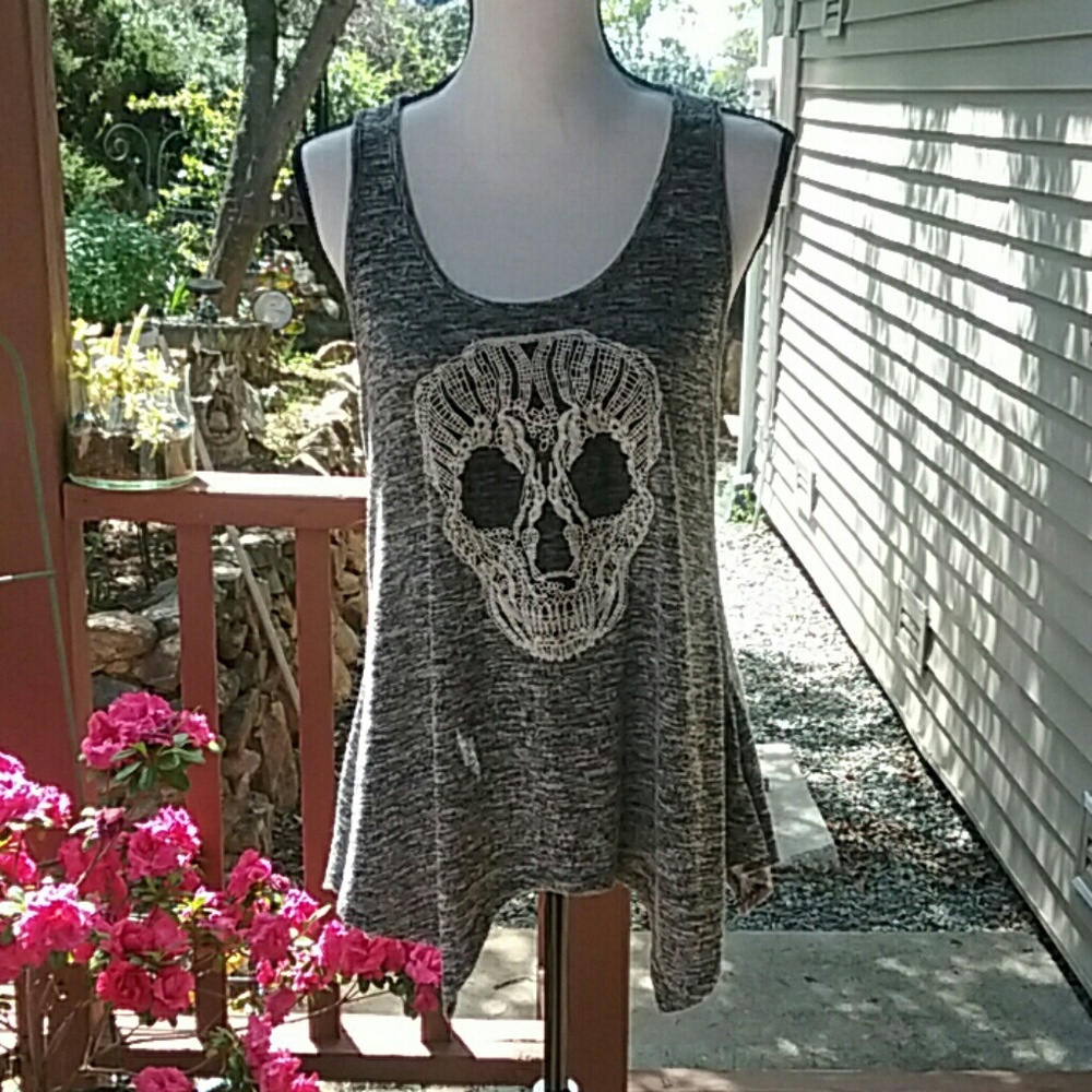Skull tank top